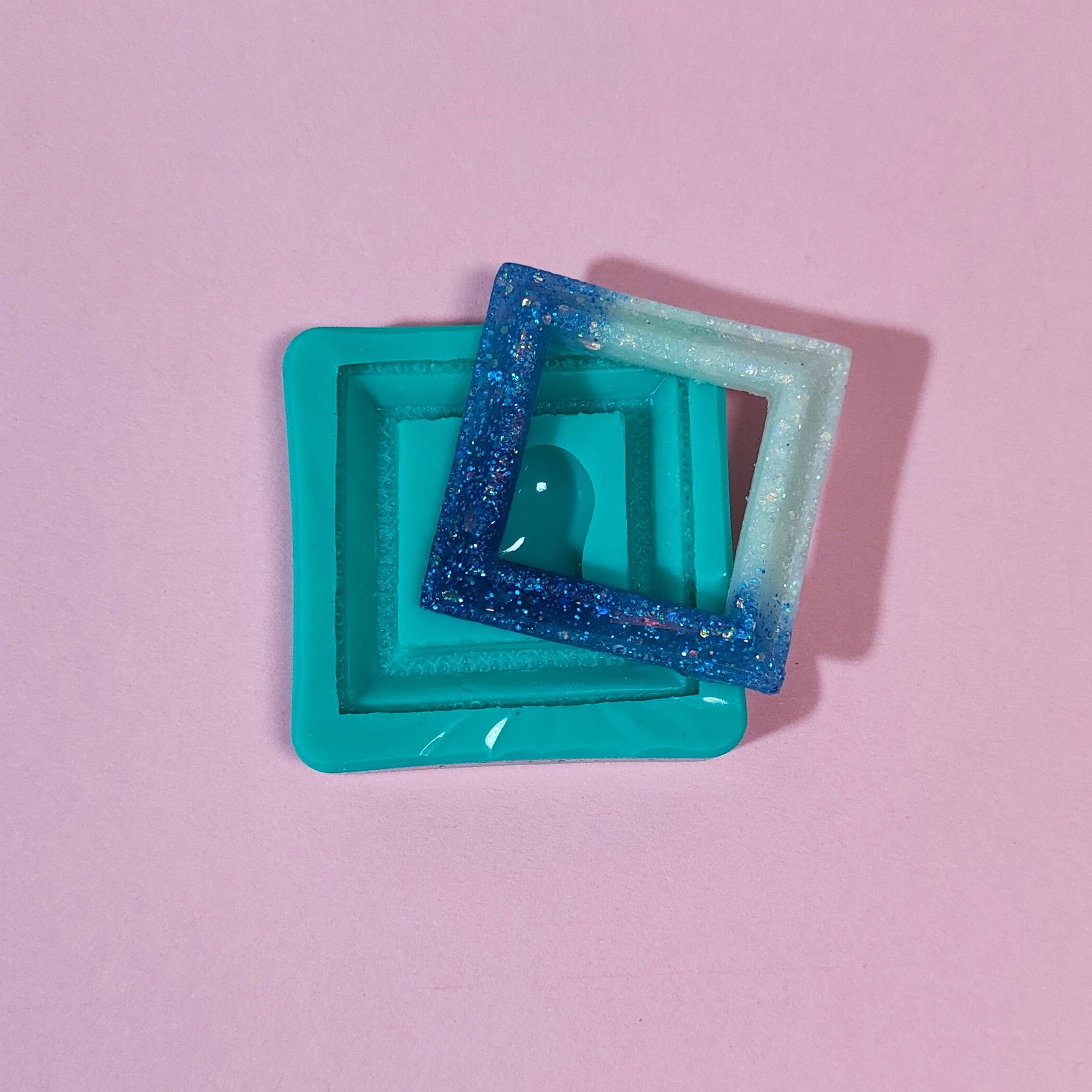 Serena Creazione di Serena Stampone - Vendita all'ingrosso Kit per lavoretti fai da te - Stampo Cornice Quadrata in silicone per resina, cera e gesso1