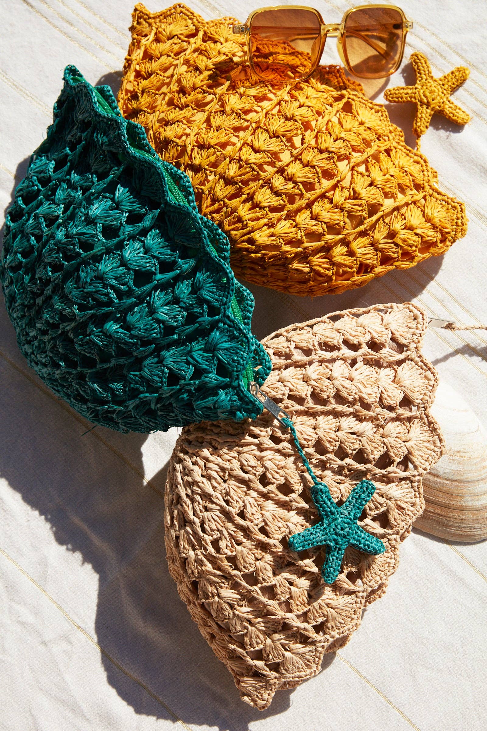 Mar Y Sol - Vendita all'ingrosso Pochette - Donna - Clutch Shelley a ventaglio in rafia lavorata all’uncinetto9