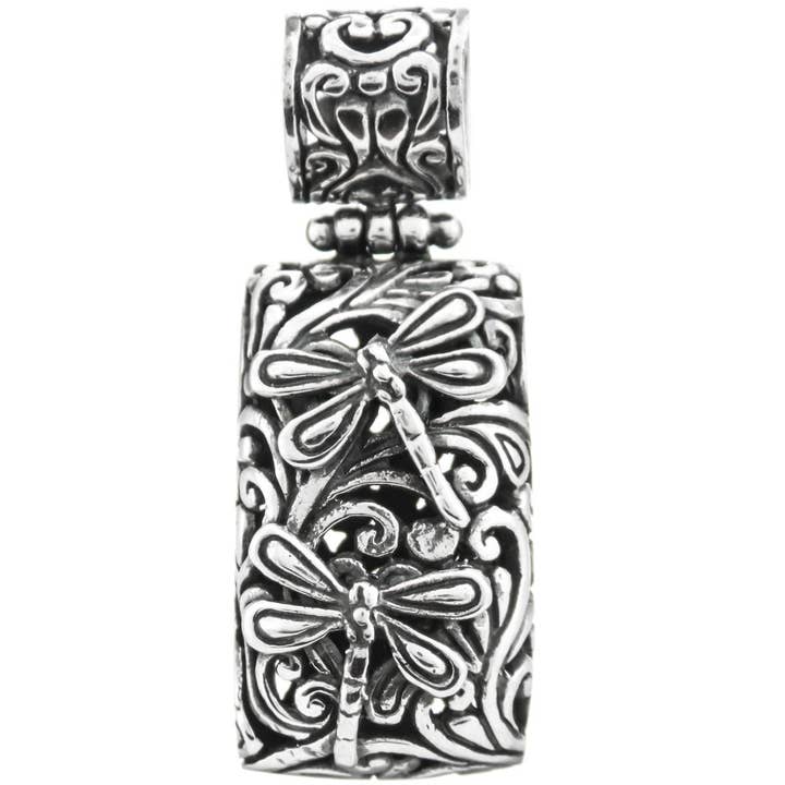 Pingente de libélula em prata de lei 925 com filigrana e trabalho de rolagem, 4,1 cm. por atacado de FifiRose