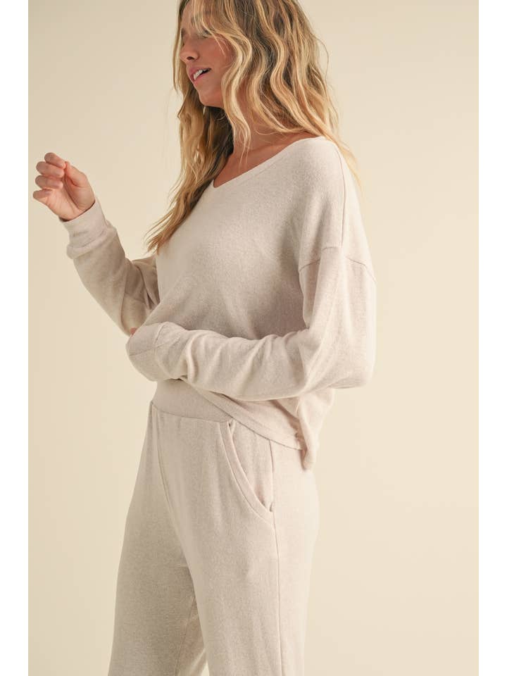 KIMBERLY C - Wholesale Knit Top - Women's - Brushed Hacci Long Sleeve V Neck Top15