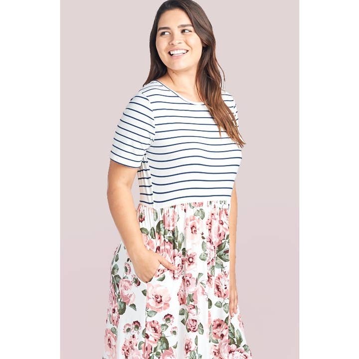 PLUS Randig Blommig Maxi för wholesale av Reborn J