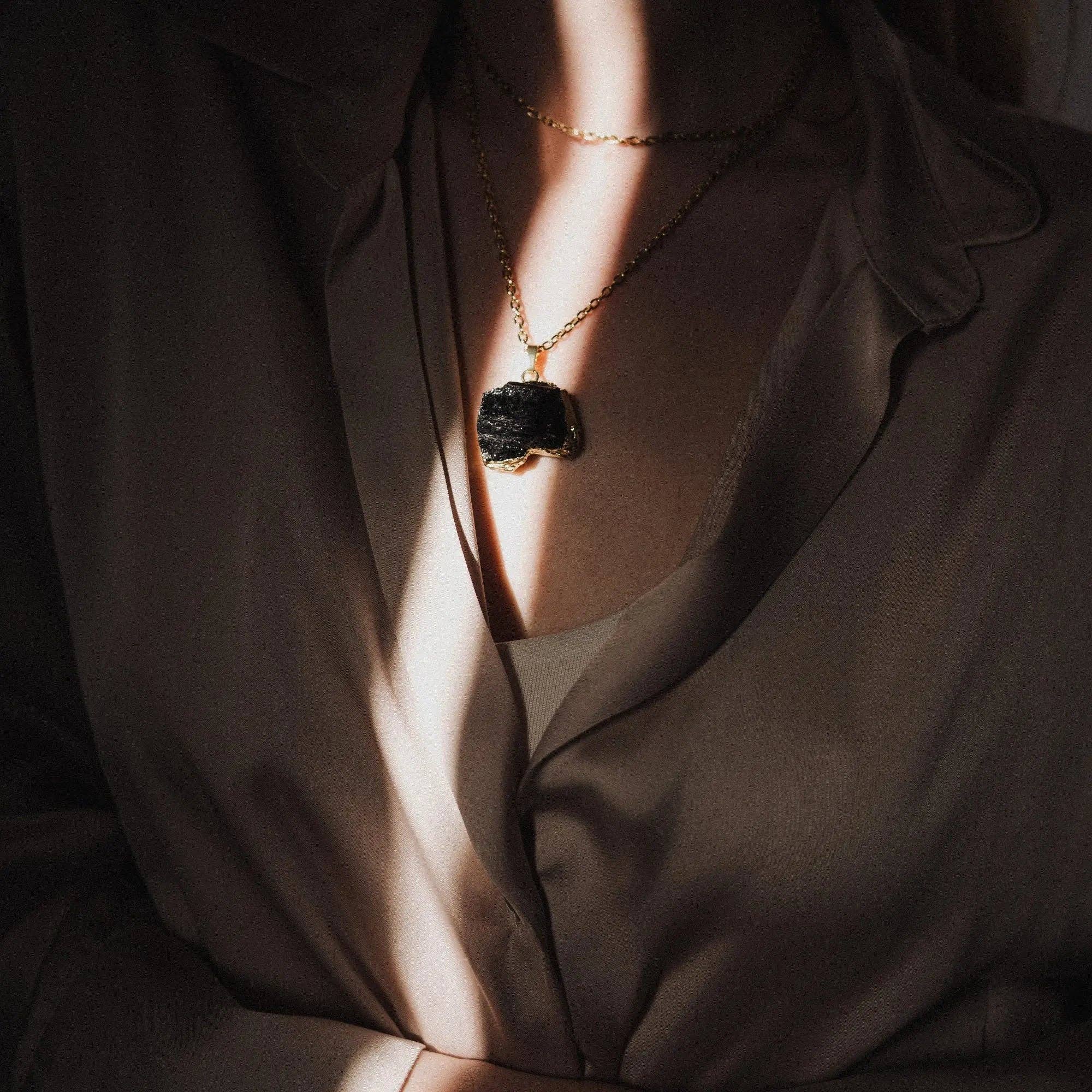 PHOEBE´S - Wholesale Pendant/Charm Necklace - Black Tourmaline Necklace, Natural Stone Pendant5