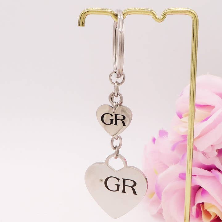 PORTACHIAVI 2 HEARTS - PERSONALIZZAMI ~ Portachiavi in acciaio inossidabile + INCISIONE PERSONALIZZATA for wholesale on Faire3