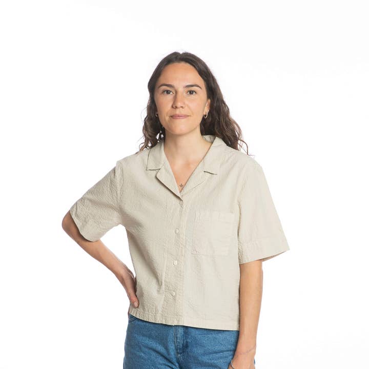 Seersuckerblus sandfärgad för wholesale av Matona