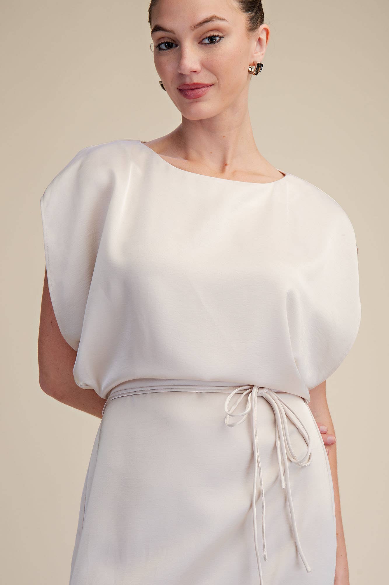 Glam - Wholesale Dress - Women's - Round Neck Waist Tie Back Slit Midi Dress10