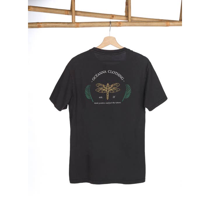 T-shirt Dragonfly e ulteriori Risultati per prezzo rucola all'ingrosso. Resi gratuiti e termini di pagamento a 60 giorni su Faire in tendenza su Faire.