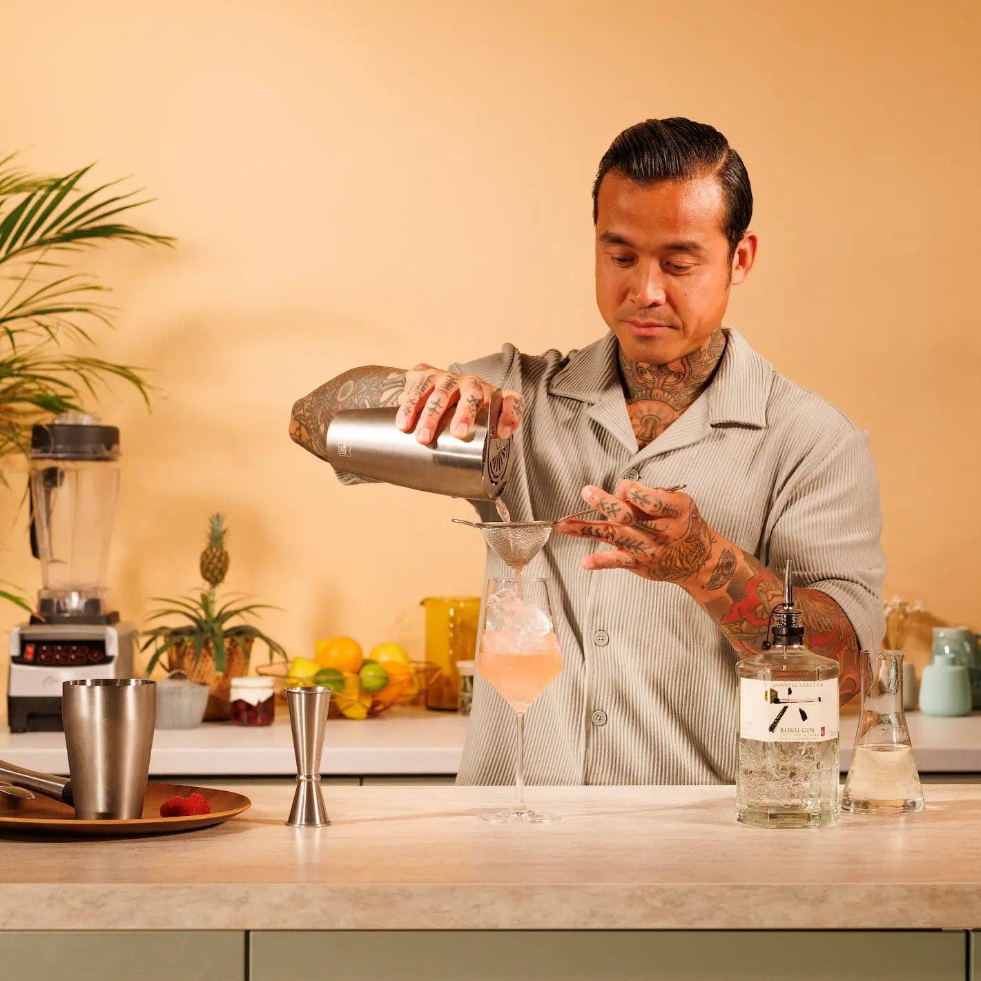 Vacu Vin - Wholesale Bar Tool - 7 - Piece Cocktail Set Bar in a Box2