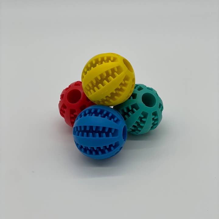 Toys N Treats Box - Wholesale Pet Chew Toy - Dog - Treat Dispensing Ball Chew Toy for Dogs (M)2