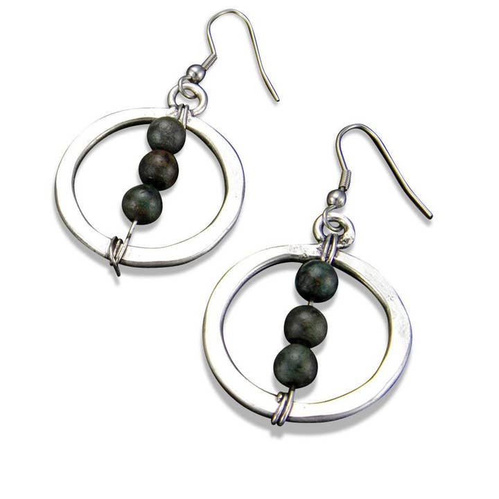 Boucles d'oreilles créoles en jaspe argent antique fait main pour la vente par Anju Jewelry