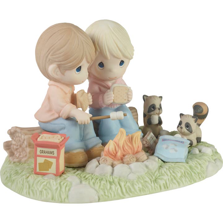 Precious Moments - Wholesale Decorative Figurine - Making S’more Memories With You Limited Edition Figurine2