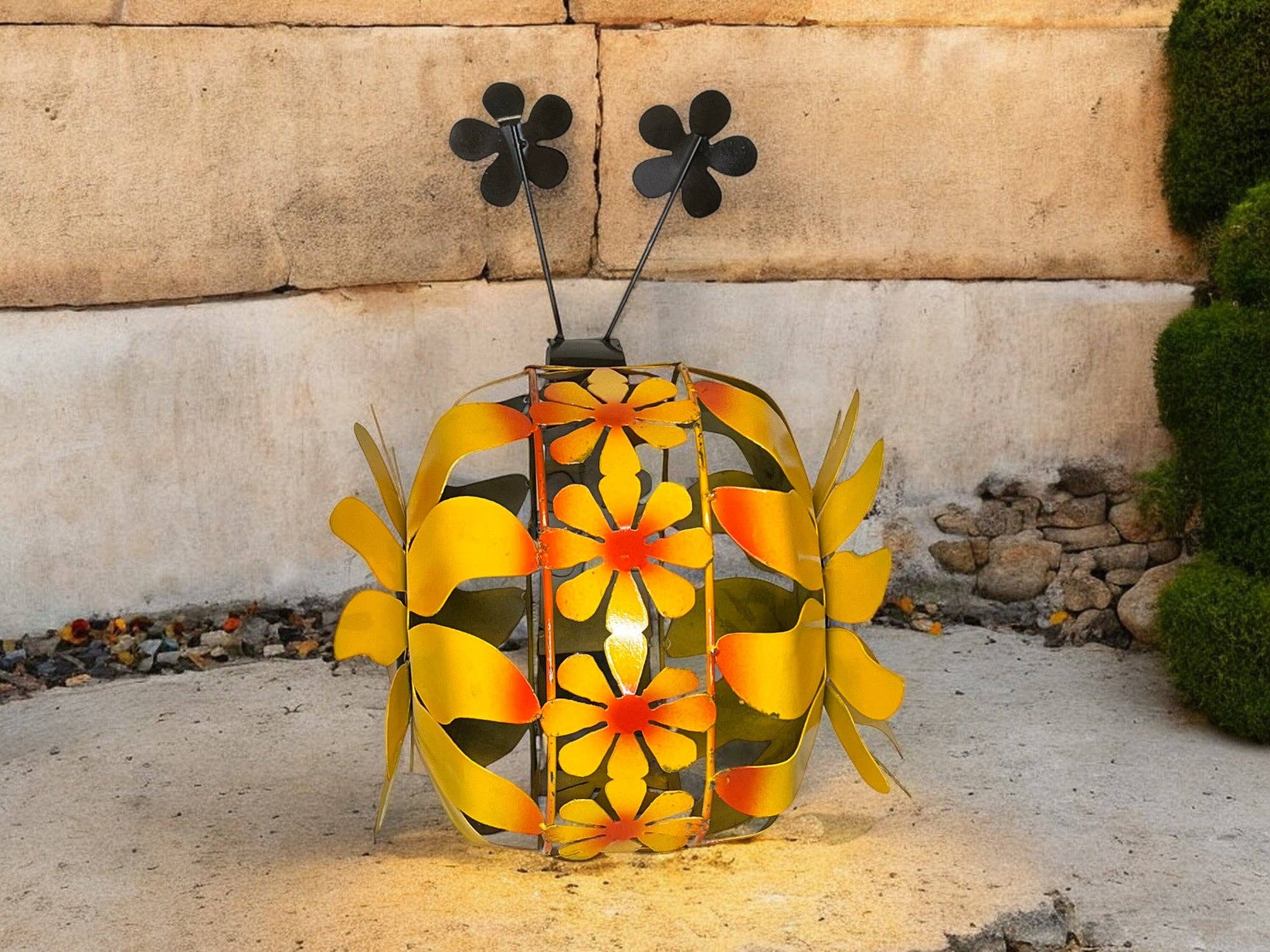 Blue Goat Garden Decor - Wholesale Sculpture - Snail with Sunflower Garden Sculpture2