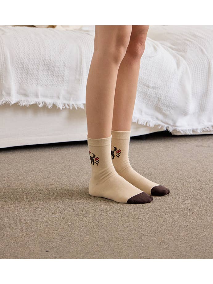 Comfortarians - Wholesale Socks - Women's - Premium Line Back Dog Point Basic Socks 2