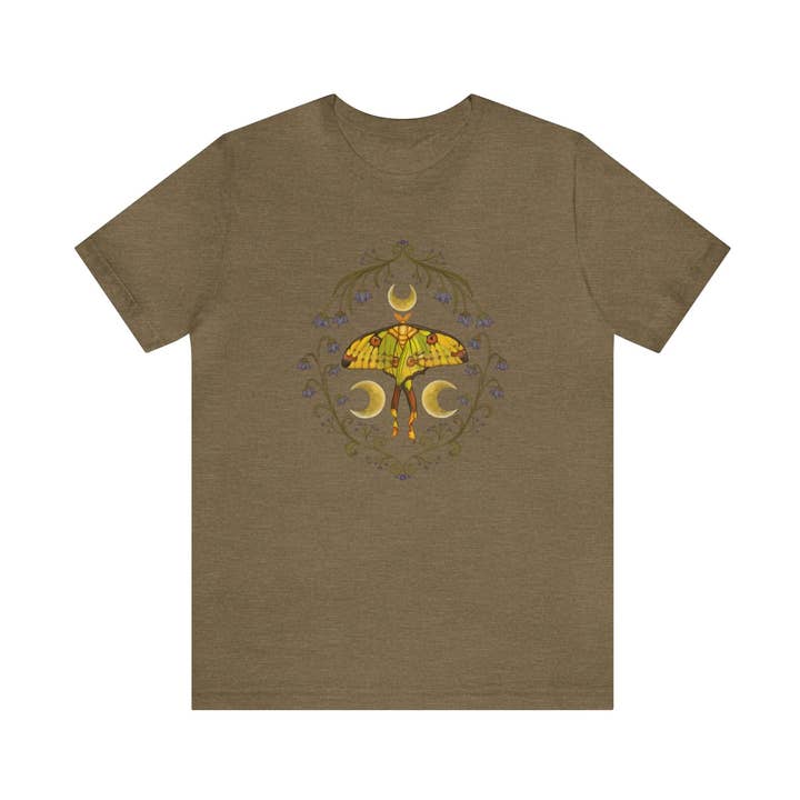 T-shirt à manches courtes en jersey Moth de Madagascar pour la vente par Art By: Julianna McPherson