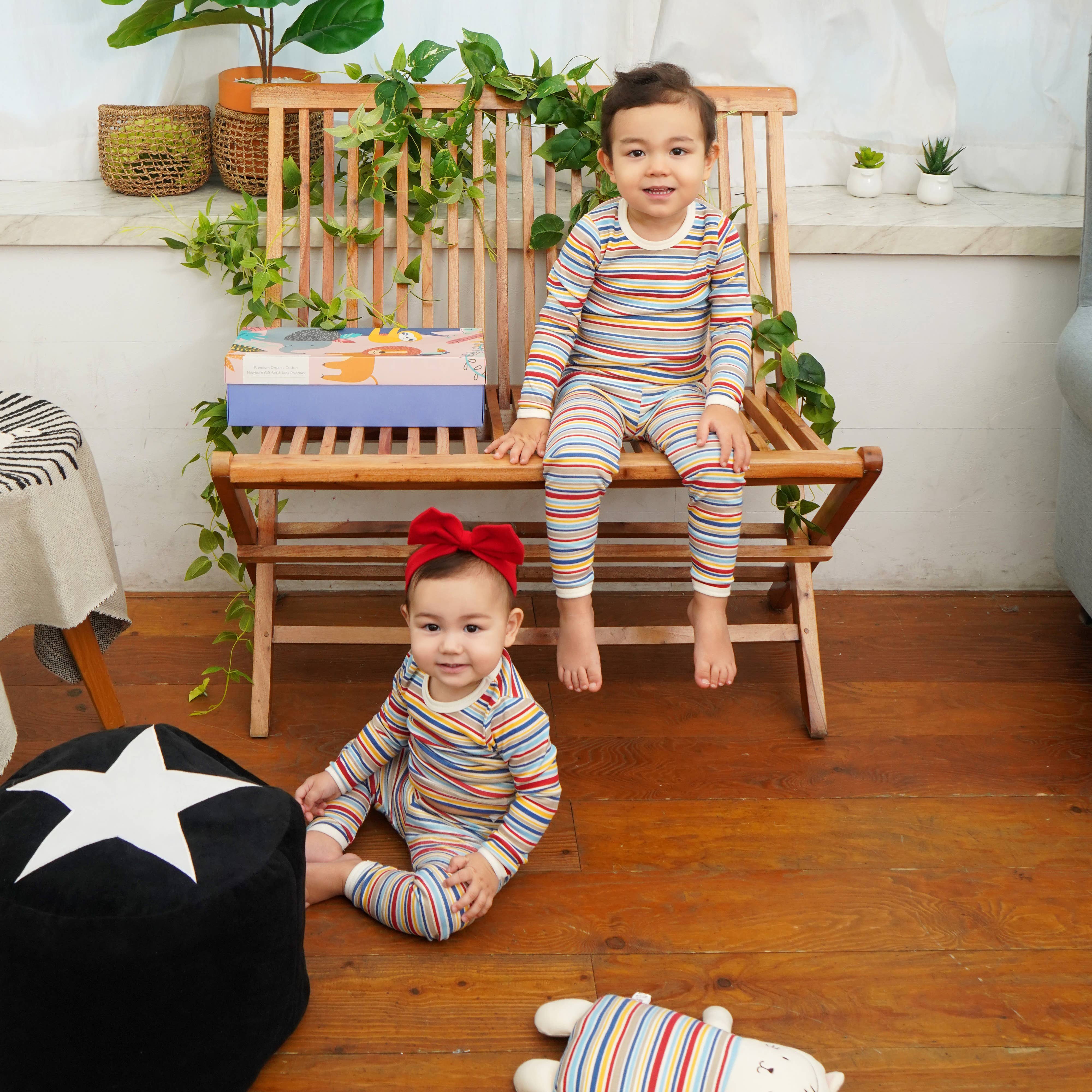 WithOrganic - Wholesale Sleepwear Set - Kids - Organic Pajama Set with Matching Security Doll - Train St6