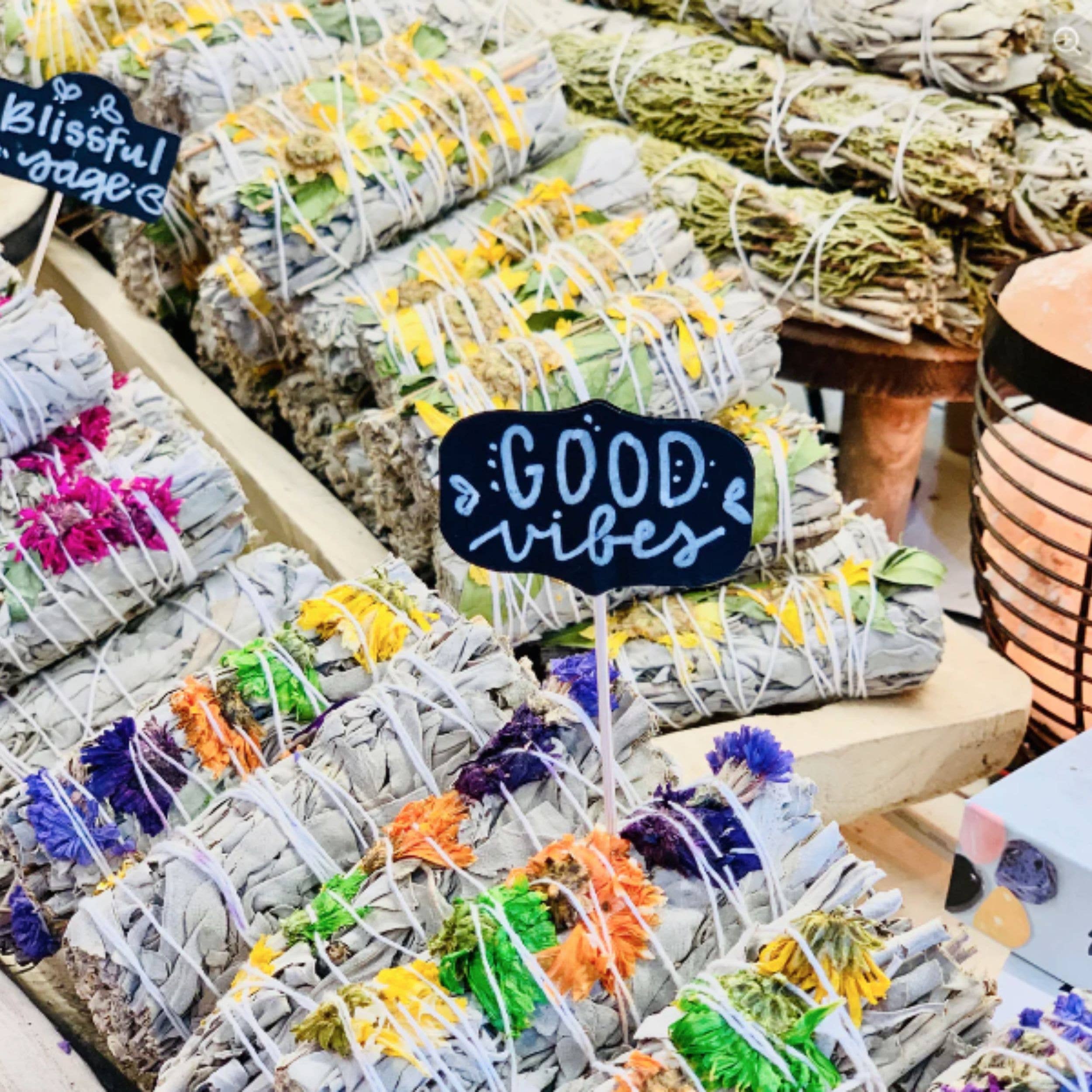 Orglamix – wholesale Salviabunt – Orglamix högvibrerande kit med salvia, rökelsepinnar och kristaller3