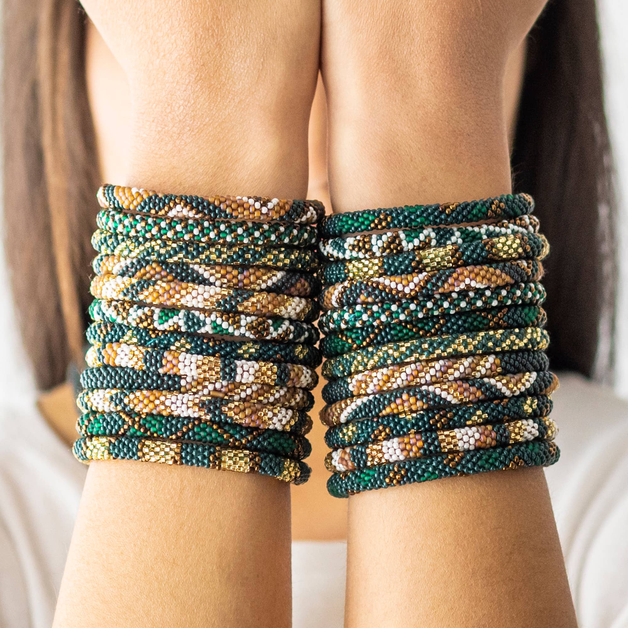 Aid Through Trade – wholesale Jewellery set – Roll-On® Bracelet Spruce - Set of 123