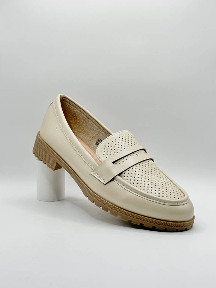 WILADY - Wholesale Loafers - Women's - The Urban Charmer