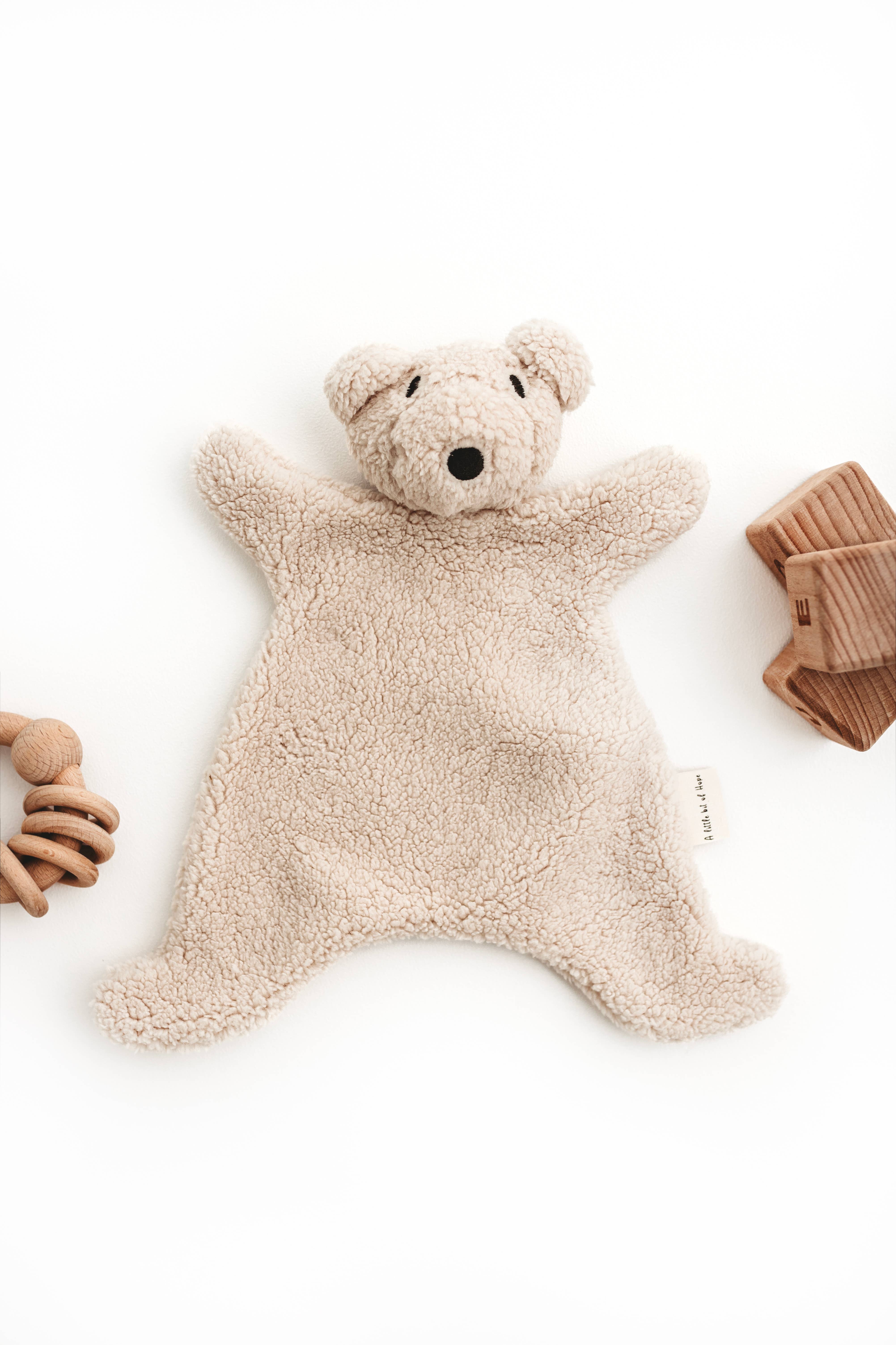 DesignsbyalittlebitofHope - Wholesale Stuffed/plush toy – Kids & baby - Cream snuggle bear