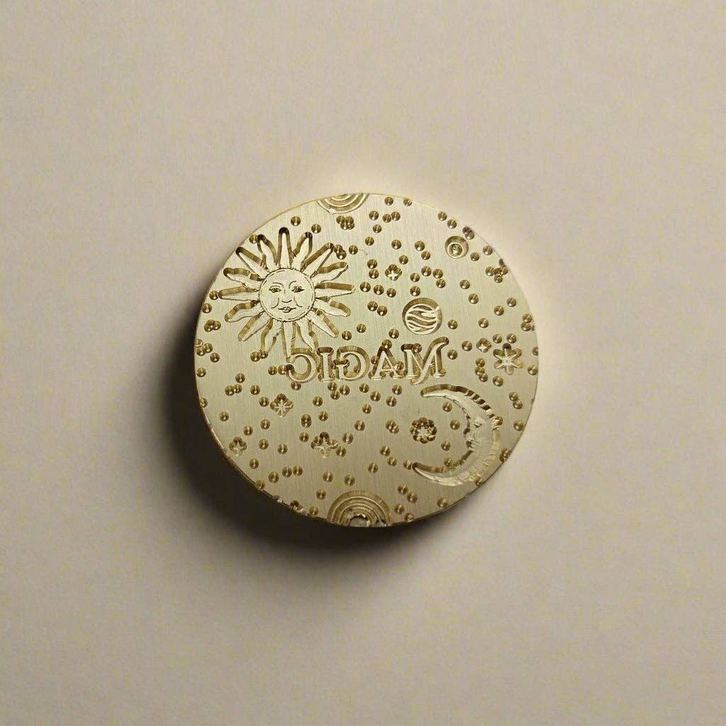 Soothi | Containers Of Creativity - Vente Tampon encreur/décoratif - Timbre à cacheter "Magique" Fantaisiste avec Soleil, Lune & Étoiles - Sceaux Envoûtants0