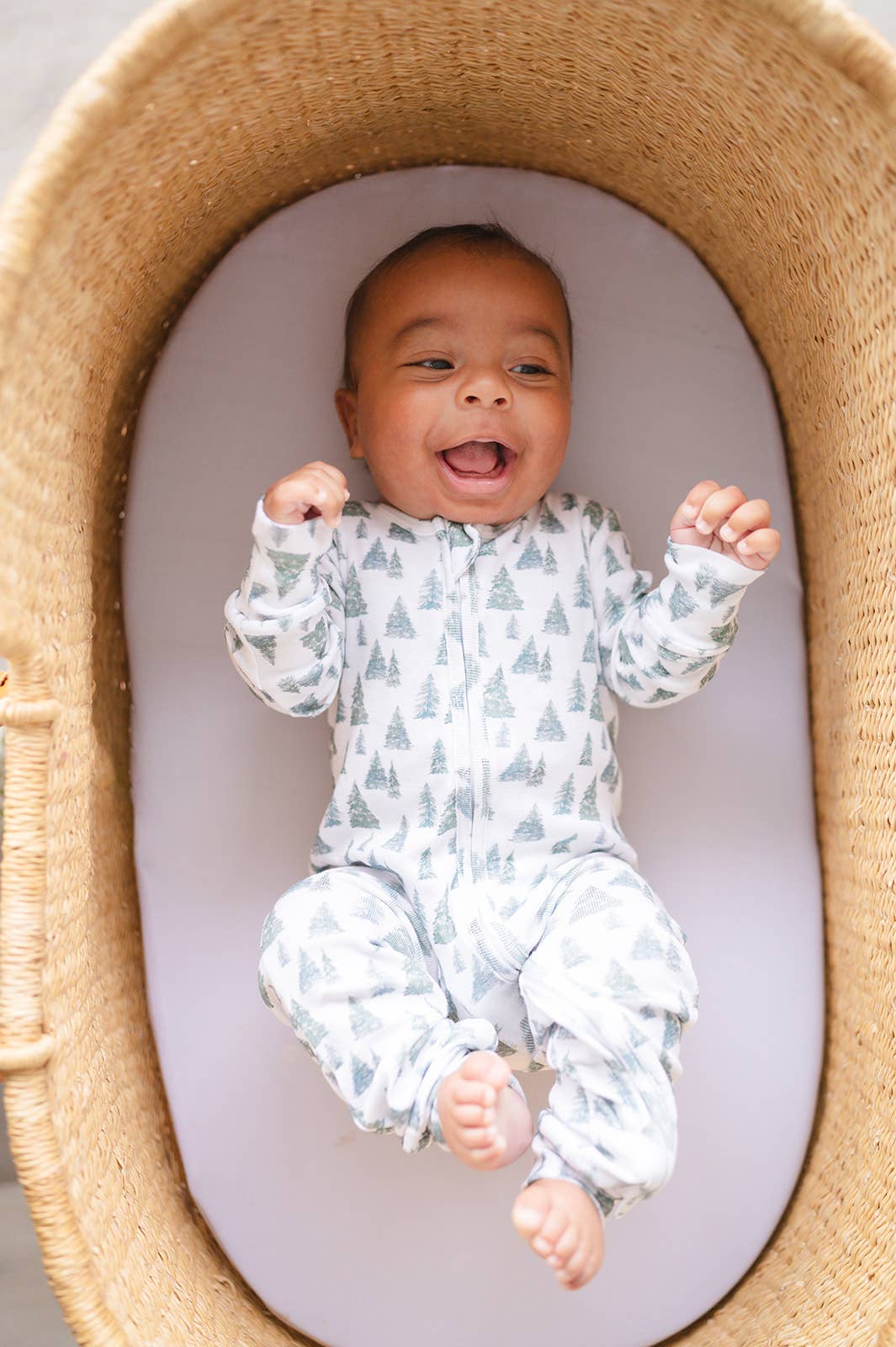 Gaia Baby Goods - Vendita all'ingrosso Pigiamino - Neonati - Pigiama per bambino in cotone organico con alberi di Natale4