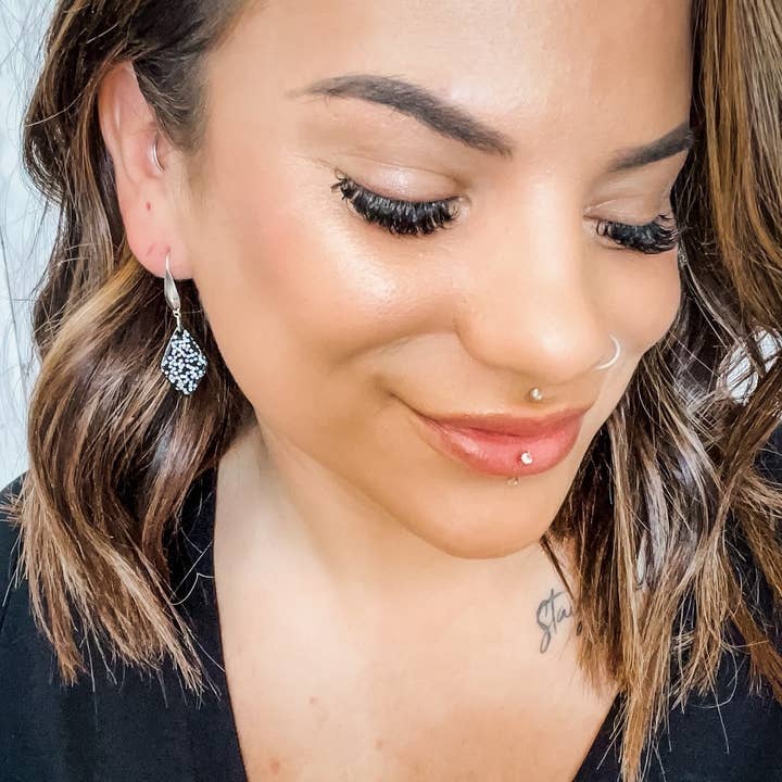 Dixie Bliss - Wholesale Dangle Earrings - Glitz Girl Black Acrylic Dangle Earrings3