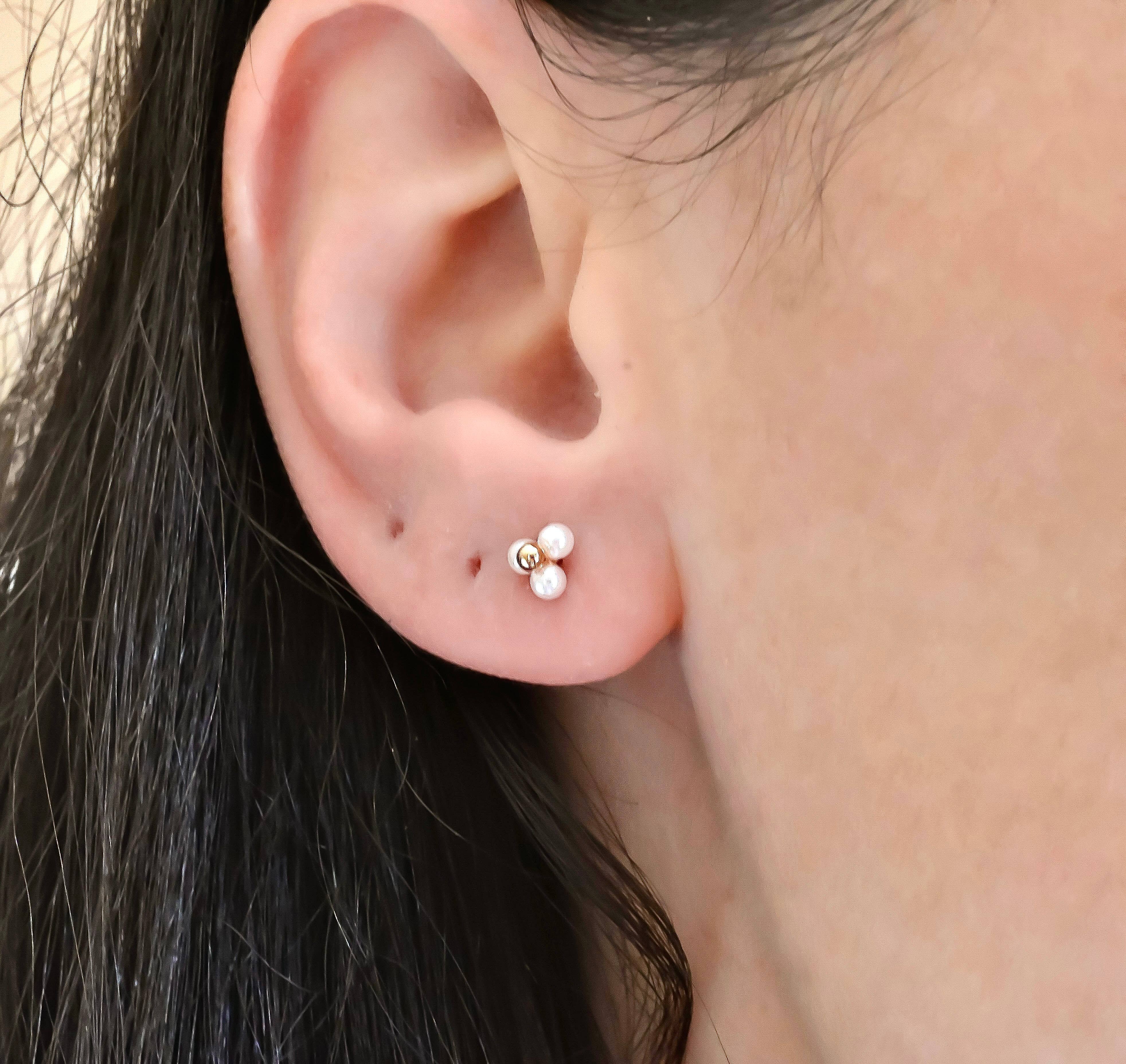 Blueyejewelry – wholesale Stud/post earrings – Pearl Cluster Studs - Sterling Silver Pearl Clover Earrings7