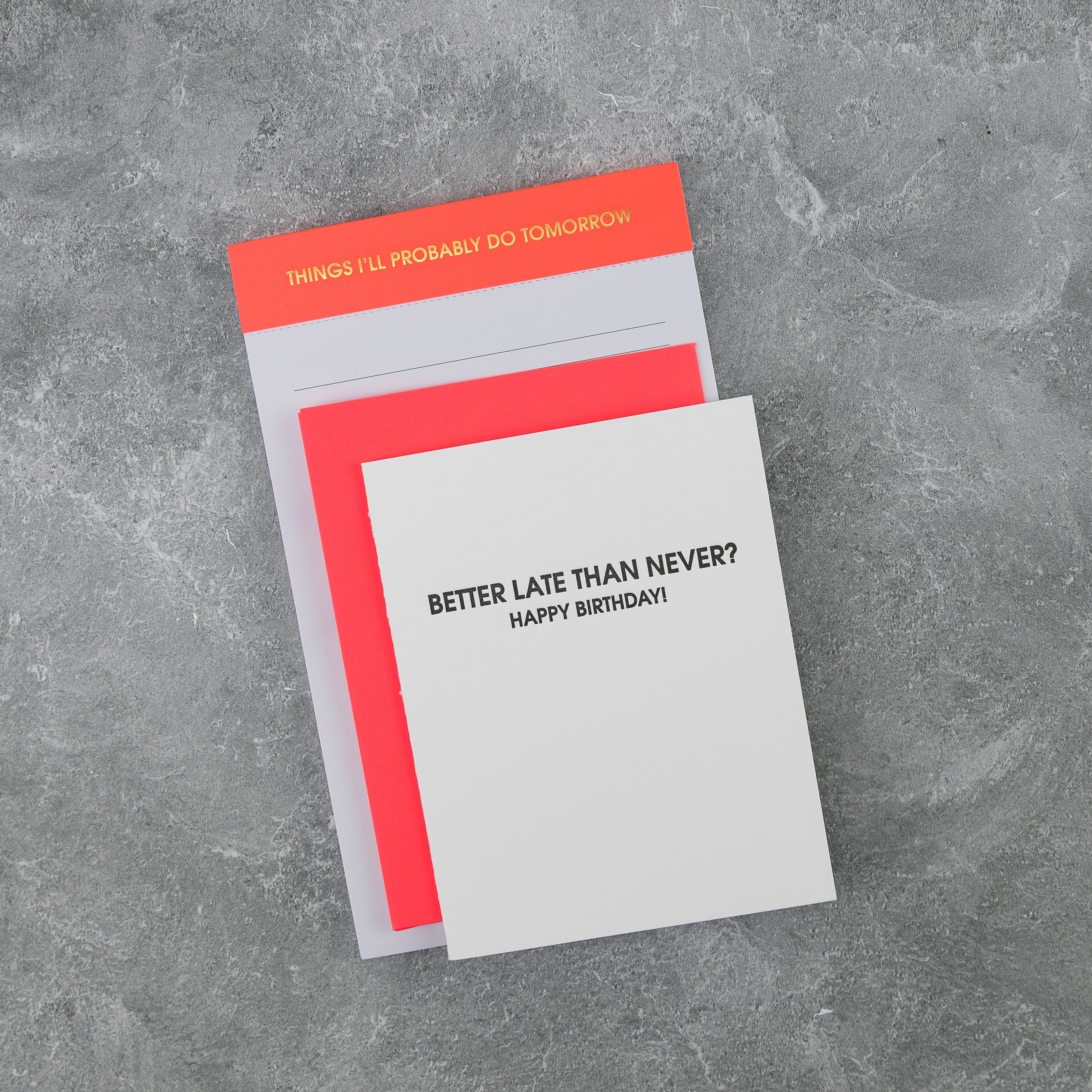 Chez Gagné - Wholesale Verjaardagskaartje - Beter Laat Dan Nooit - Verlate Verjaardags Letterpress Kaart1