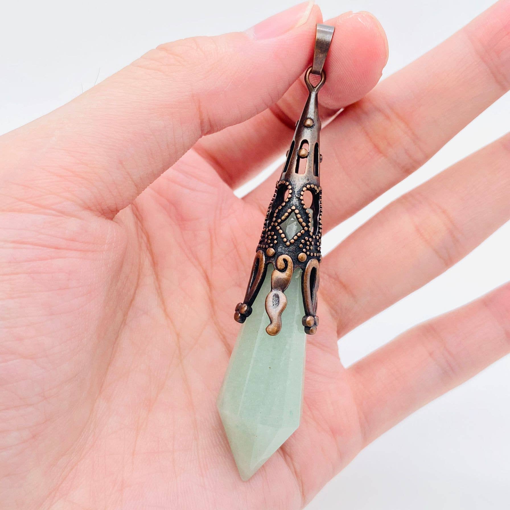 Mio Queena - Wholesale Spiritual Stone/Crystal - 12 Sided Shape Natural Stone Crystal  Chakra Pendulum - CS12