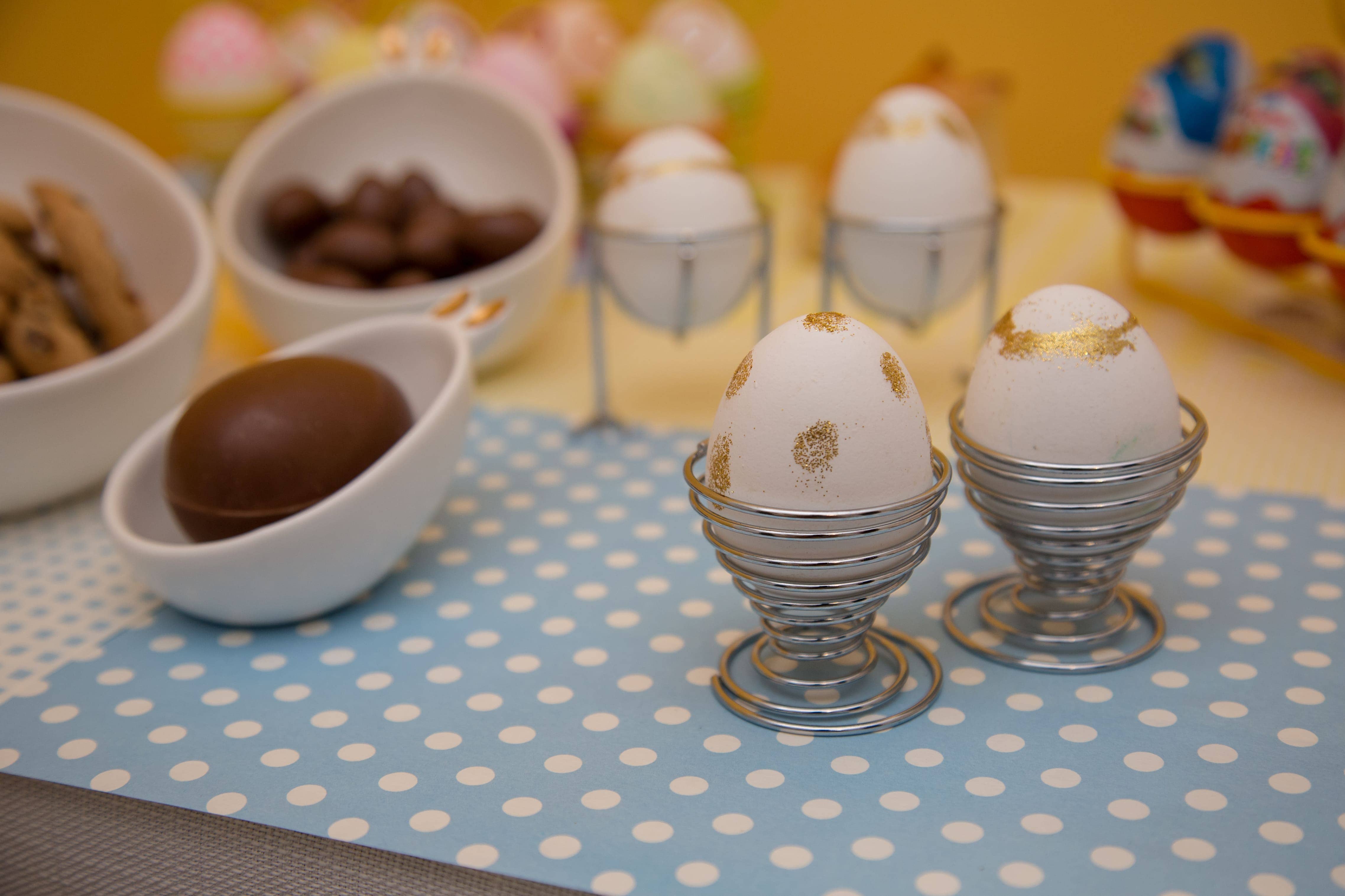 AULICA - Wholesale Egg Cup/Holder - Spiral-shaped egg cup in silver color1