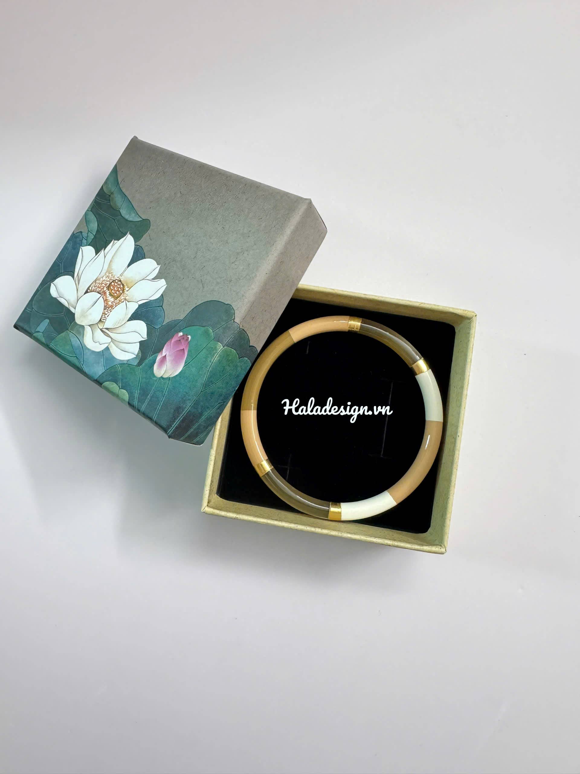 Hala Design - Wholesale Bangle Bracelet - Multi Color Horn Bangle H=6mm7