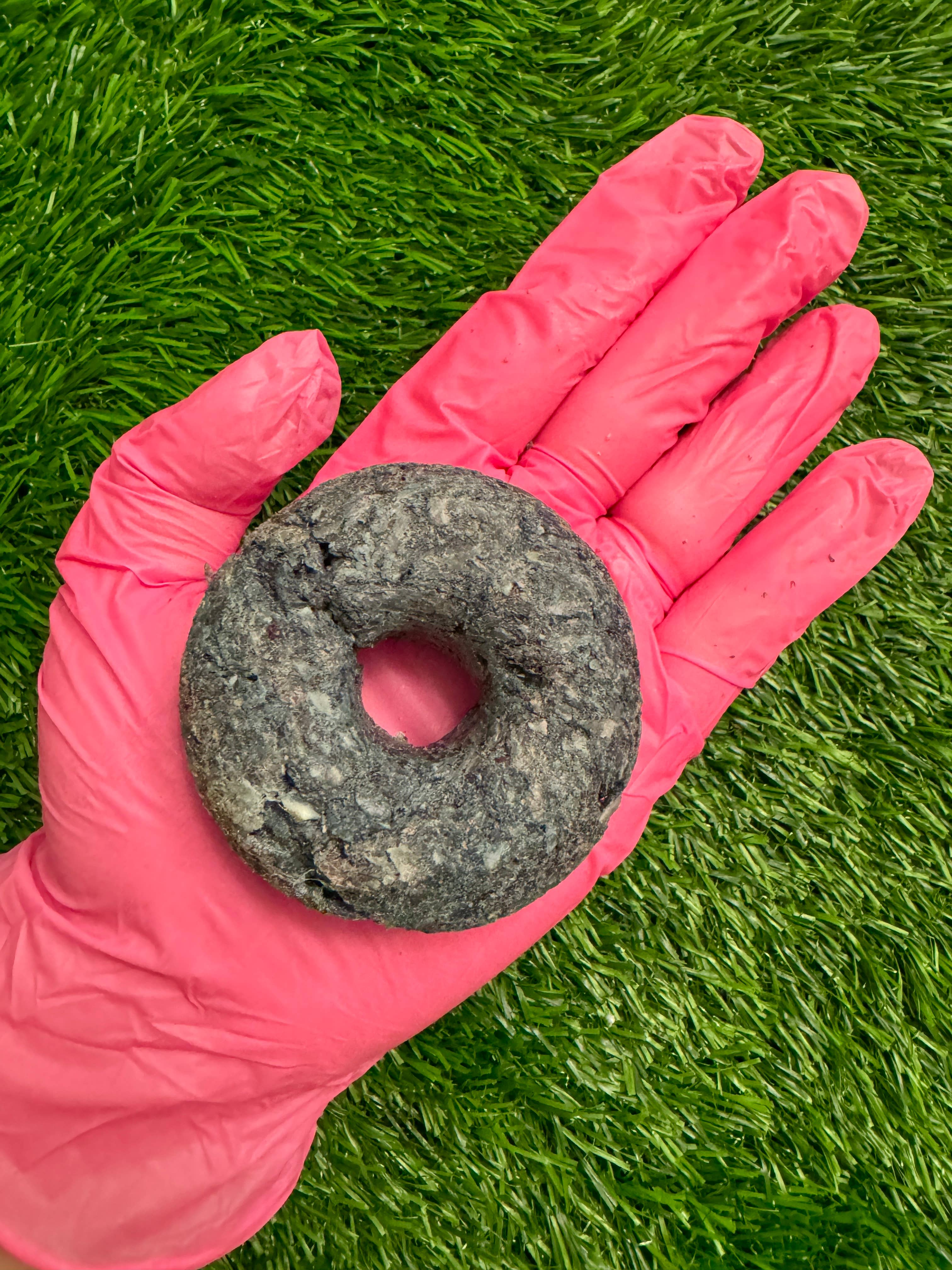 Golden Nibbles - Wholesale Pet Treats - Dog - Donut - Duck & Spirulina- Freeze-Dried Treat for Dogs & Cats3