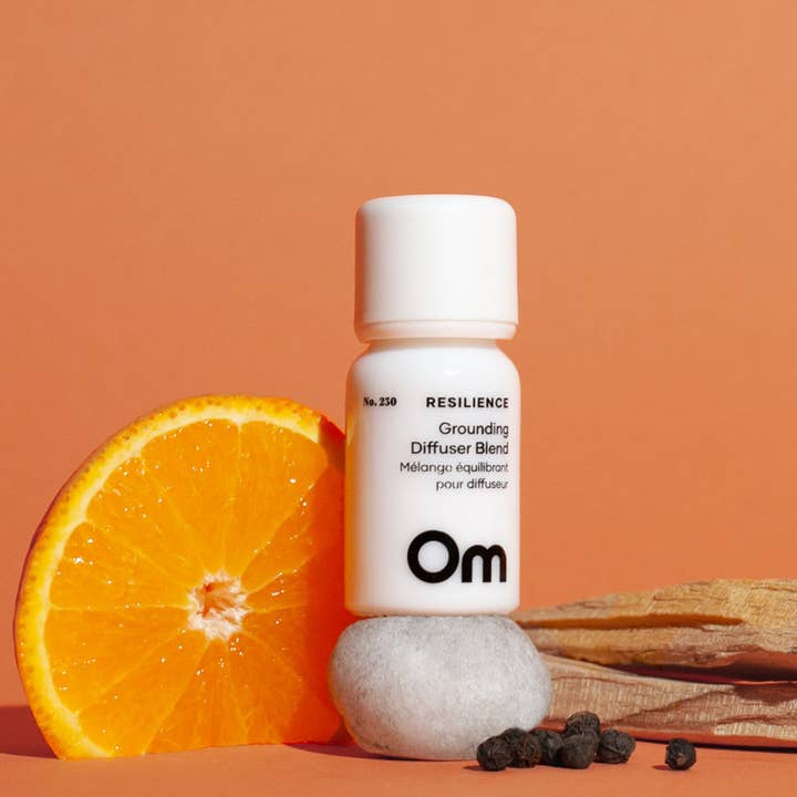 Om Organics Skincare - Wholesale Essential Oil - Resilience Grounding Diffuser Blend