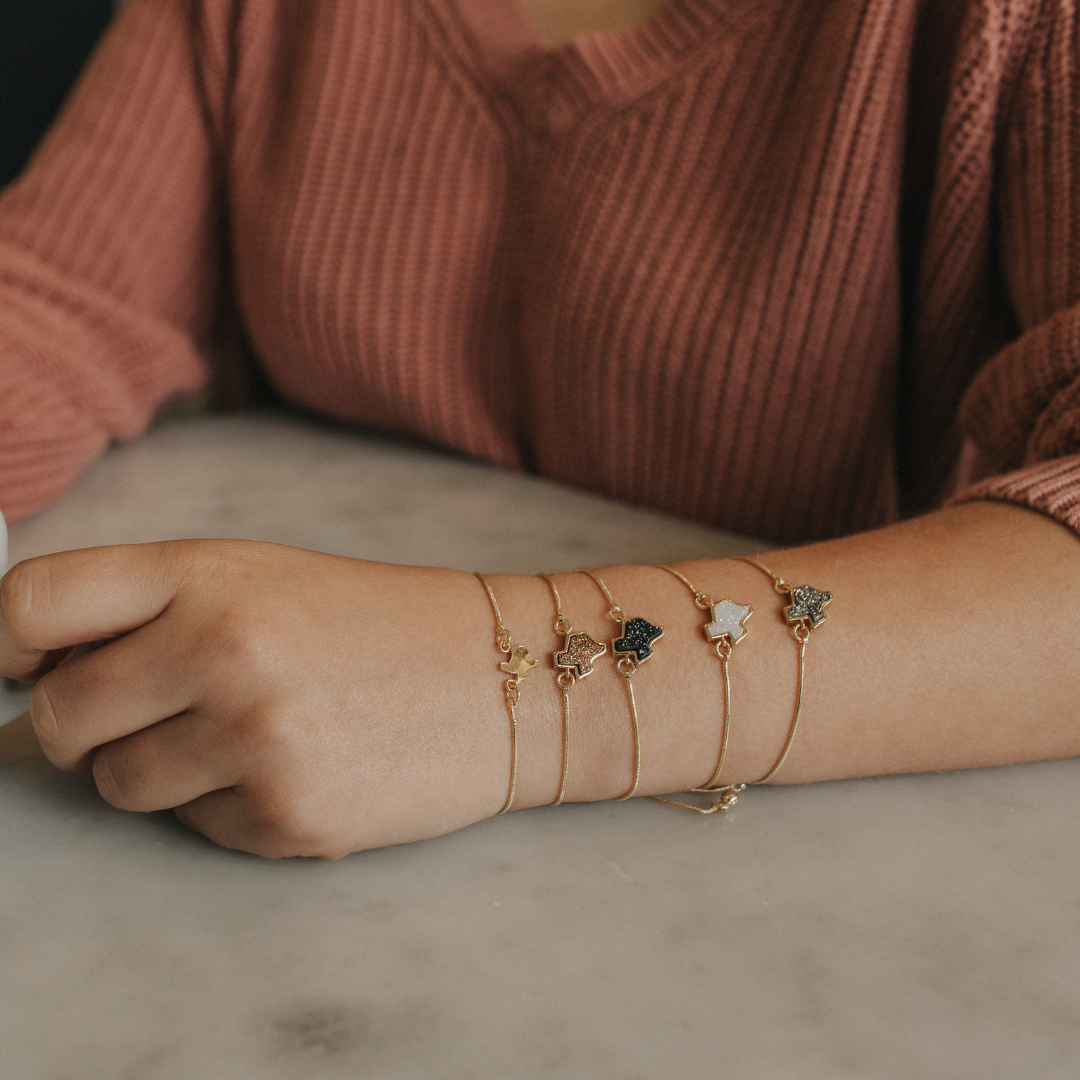 Brenda Grands Jewelry – Großhandel Armband mit Charms/Anhängern – 18K Gold Opal Texas Armband3