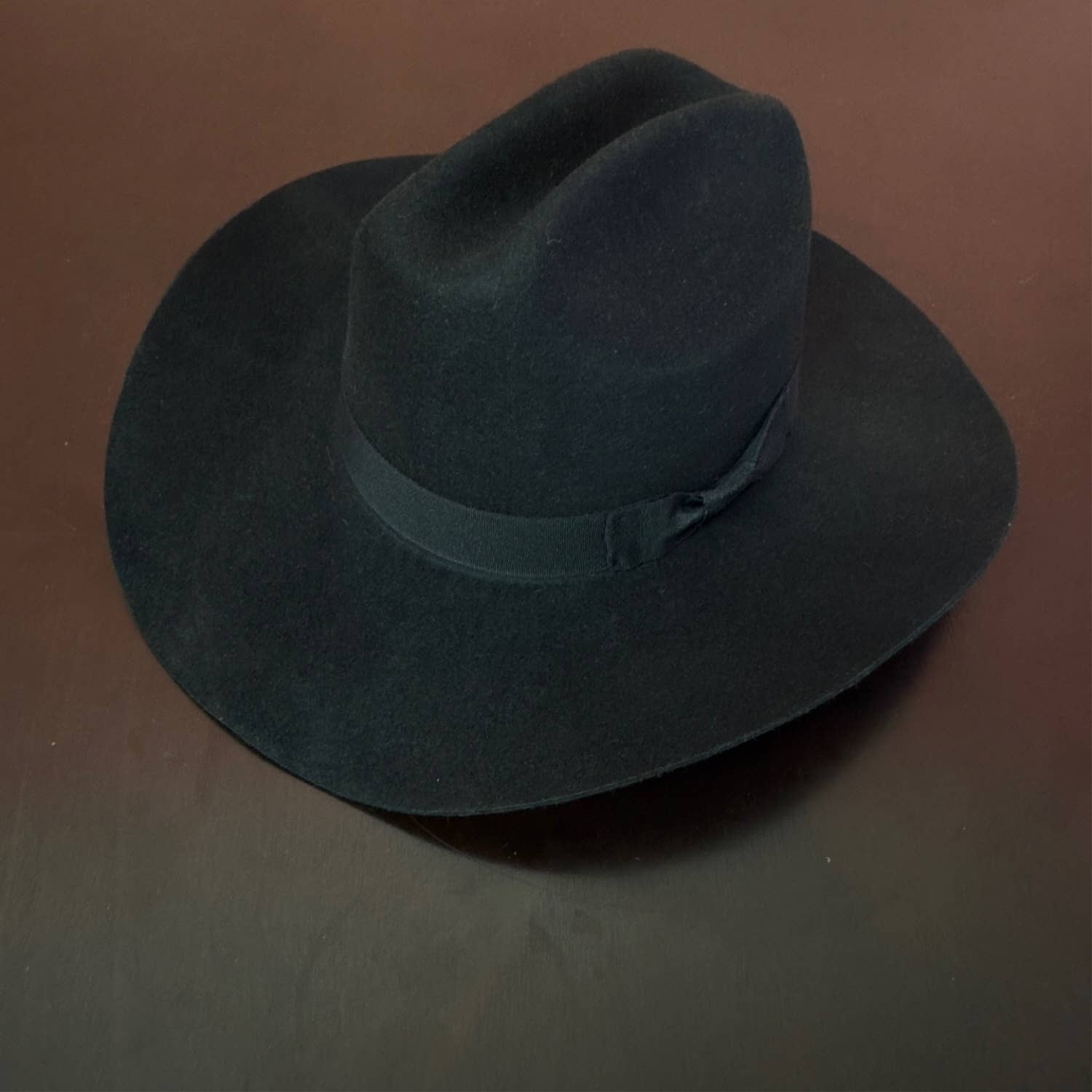 Queens INC – wholesale Cowboy Hat – Women’s –  Australian Wool Cattleman Cowboy Hat With Ribbon 
0