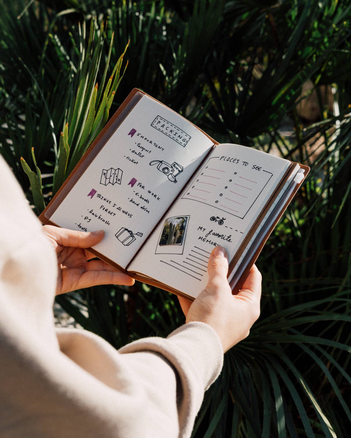 Grupo Erik USA LLC - Wholesale Journal/Diary - ONE PIECE NETFLIX TRAVEL JOURNAL1