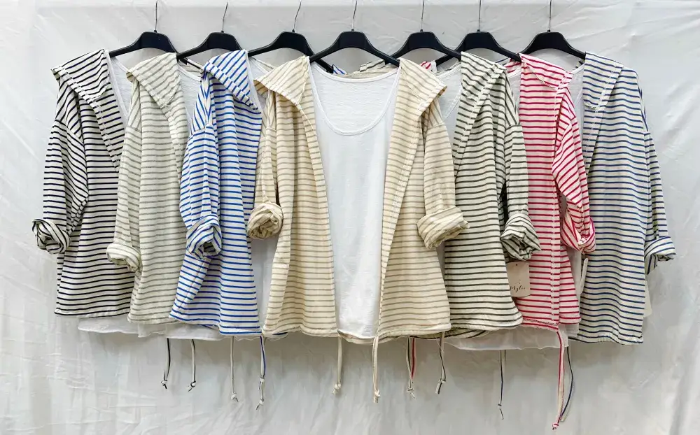 Mimi & Gogo – wholesale Väst - Dam – Randig twinset-väst @70372_TwinsetGiletR8