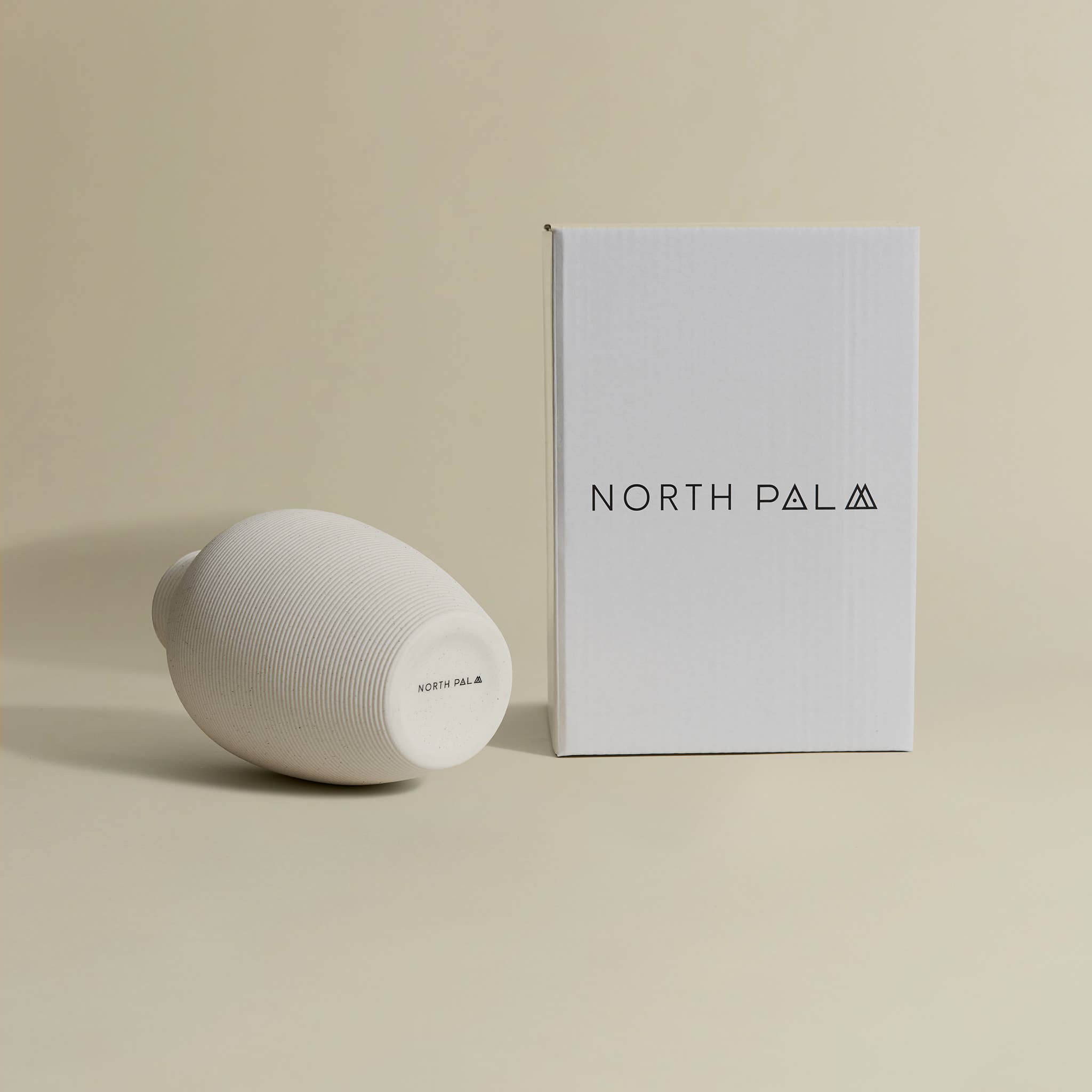 NORTH PALM - Vendita all'ingrosso Vasi - Vaso curvy1