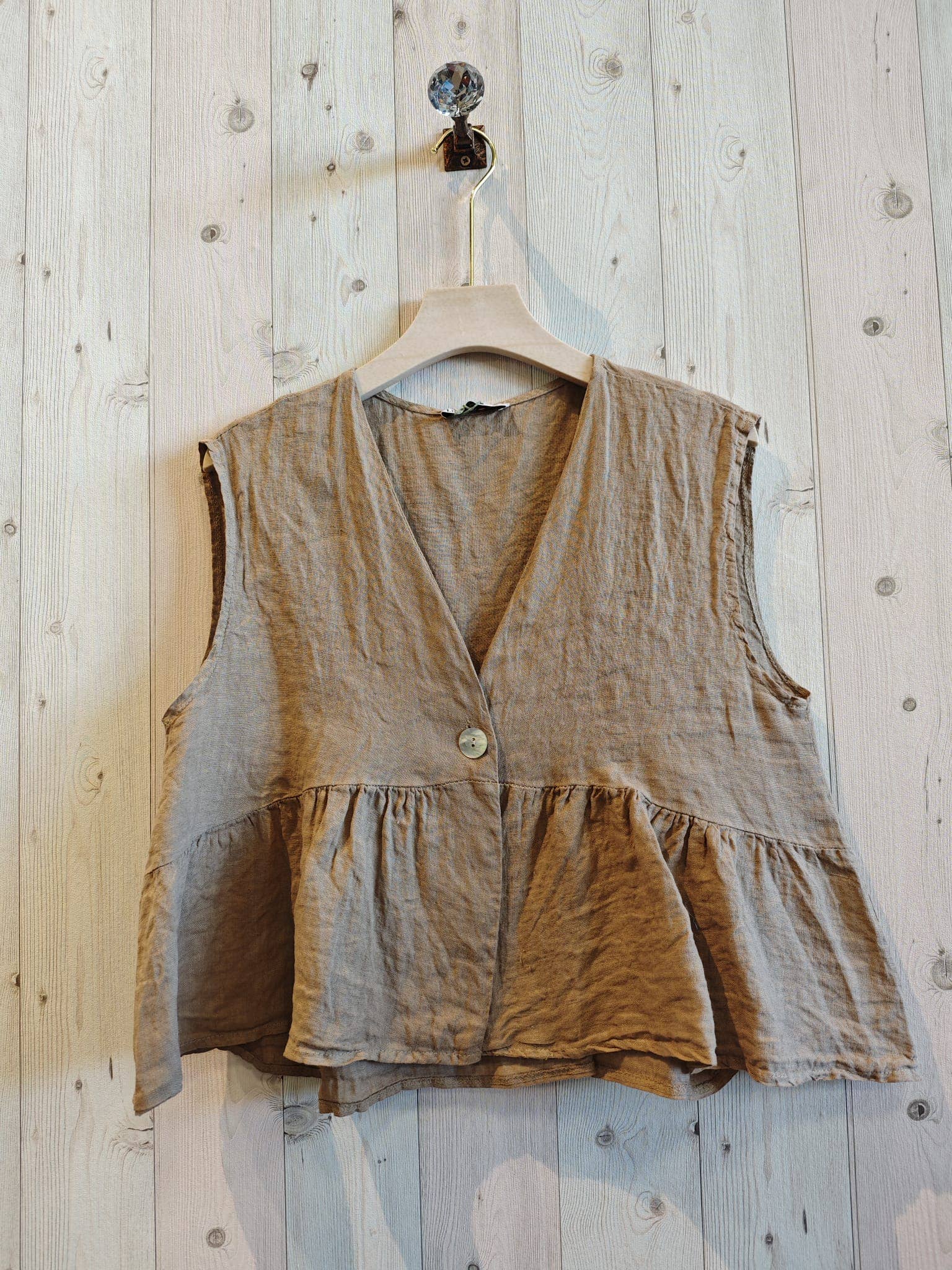 Linen & More - Wholesale Blouse - Women's - REF 12182 SLEEVELESS BLOUSE 100% LINEN5