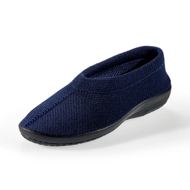 Knit Shoe - comfort and other Purchase Wholesale sapatos para. Free Returns & Net 60 Terms on Faire trending on Faire.