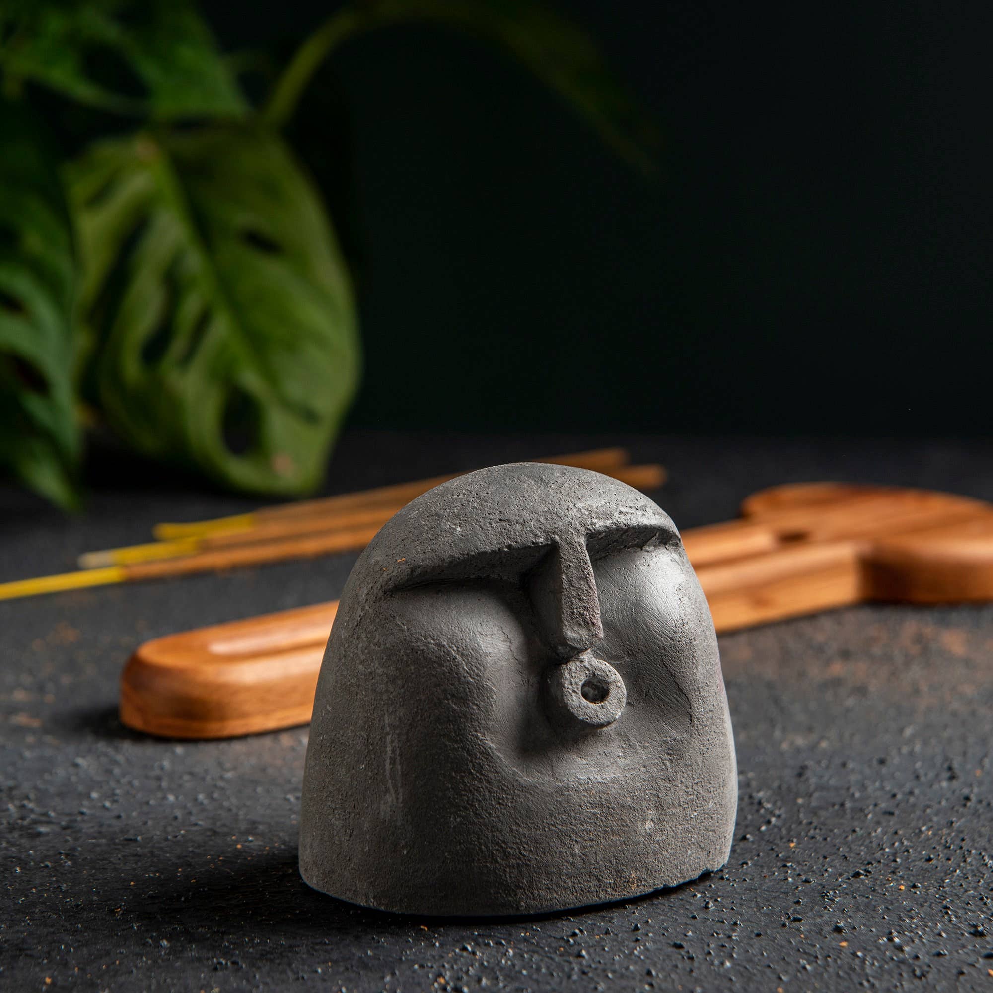 Troy Touch – wholesale Incense holder – Stone Face Incense Stick Holder GRANDE Stone Head1
