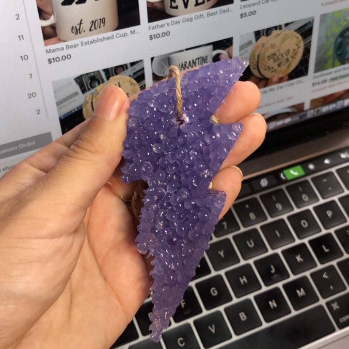 Lyn Bolt Bil Freshie for engroshandel hos A Girl Named Lee