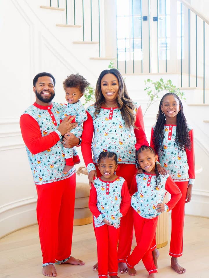 Barboteuse en bambou Dark Santa pour bébé pour la vente par Twinflower Creations