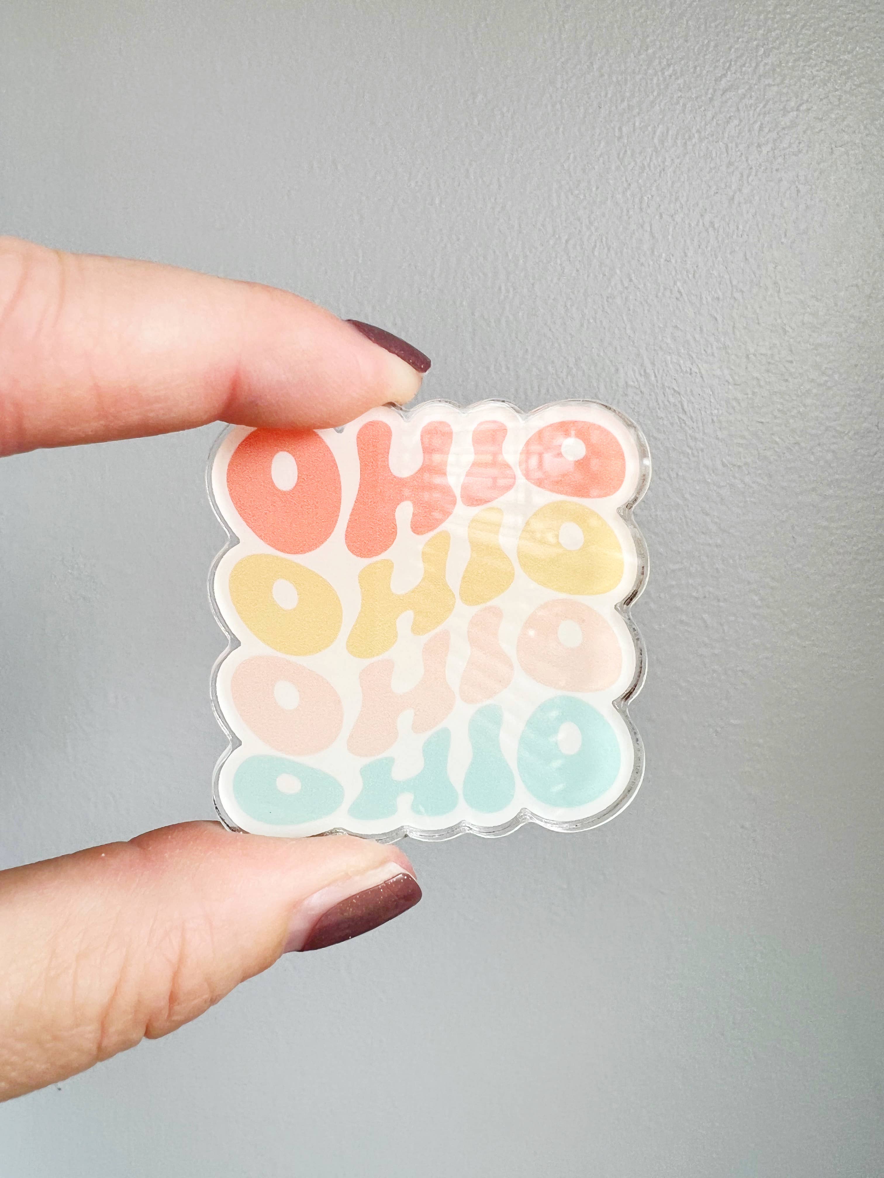 Daisy Mae Designs - Vente Aimants - Tous les 50 États Aimant Fort Acrylique Police Rétro – 2"x2"50