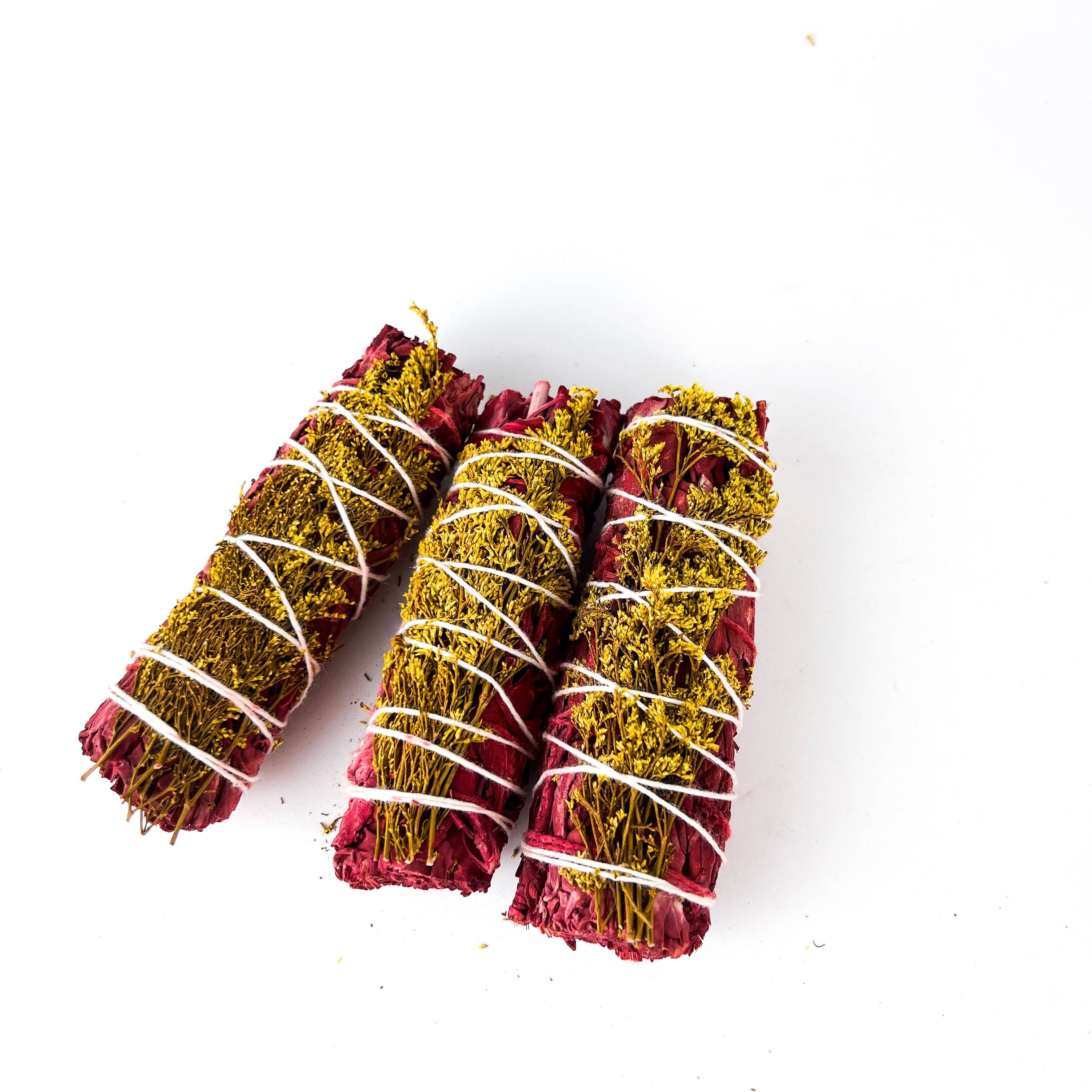 GREENROOTS USA LLC - Wholesale Sage Bundle - Dragon's Blood Sage W/ Wild Flower 4"10