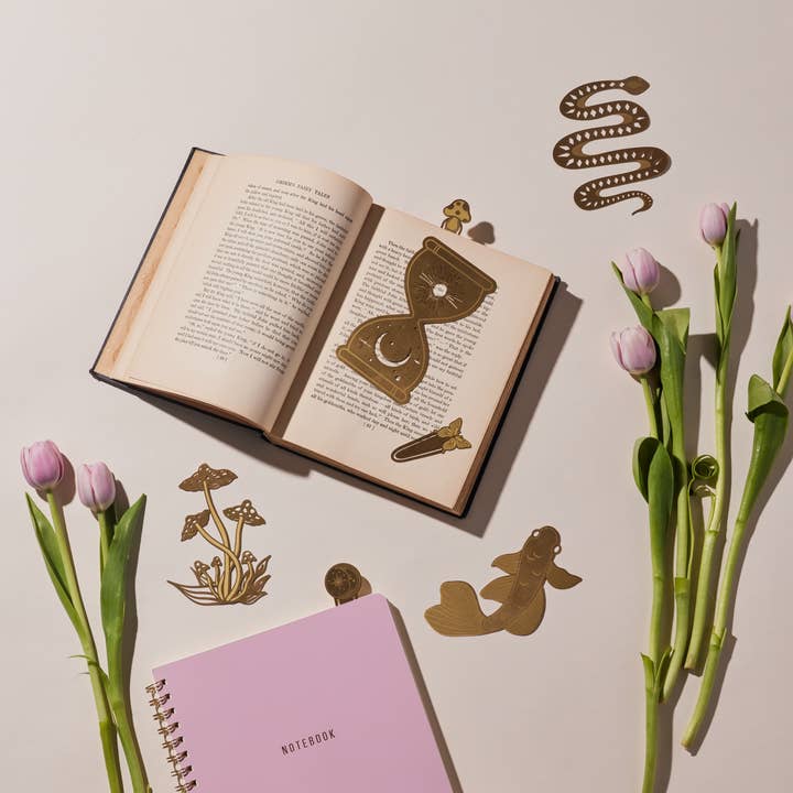 DesignWorks Ink - Wholesale Bookmark - Metal Bookmark - Hourglass