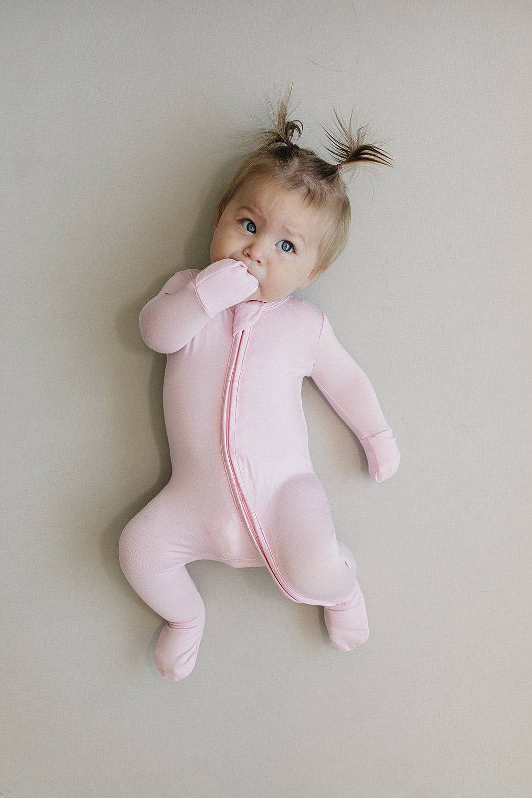 Tiny Tuckets - Wholesale Sleepsuit - Baby - Zip Footie1