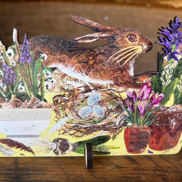Table de printemps en contreplaqué de bouleau découpé au laser souvenir & carte pour la vente par Clare O’Neill Artworks