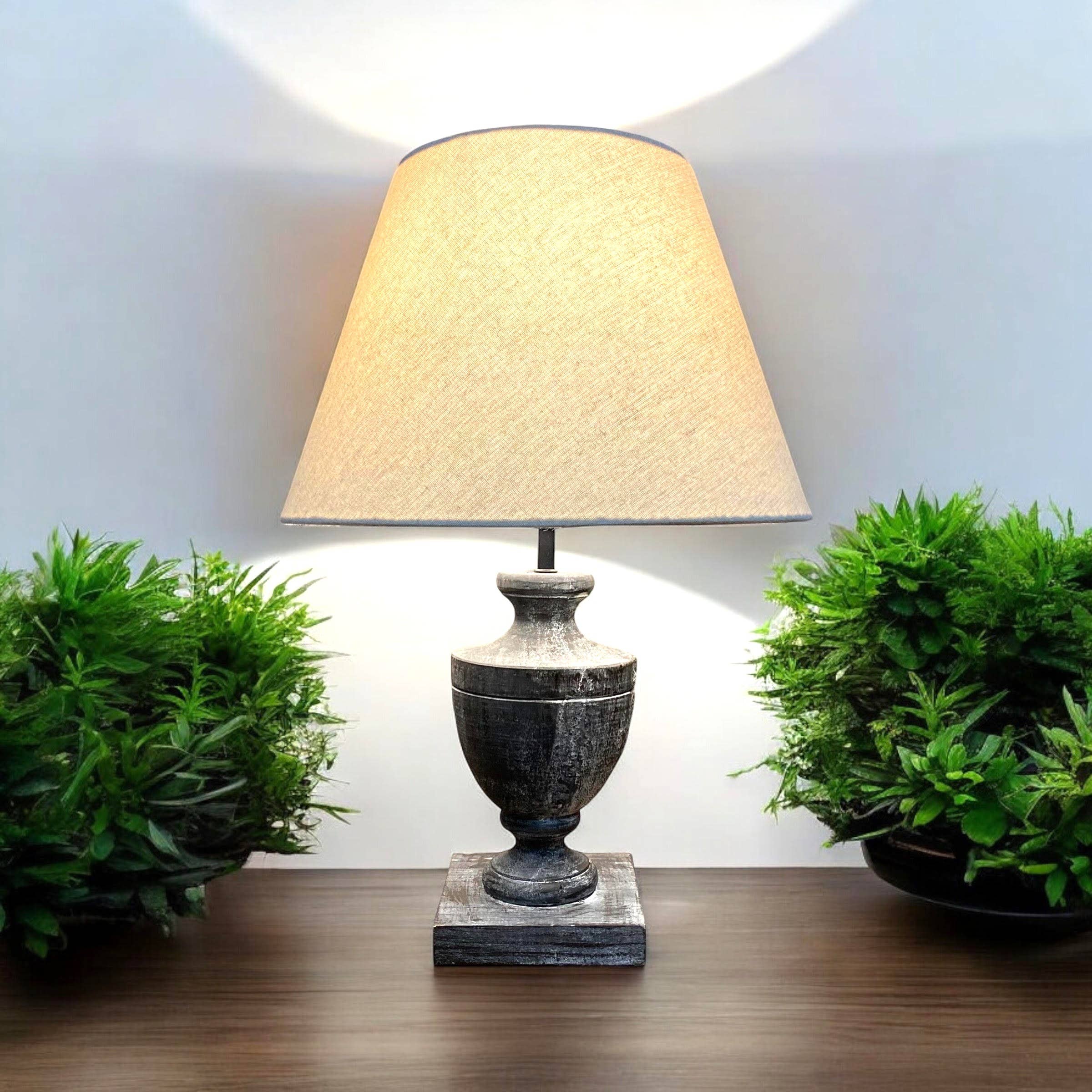 Minster Stylish Living Ltd - Vendita all'ingrosso Lampada da scrivania/d'accento - Lampada e paralume da 37 cm