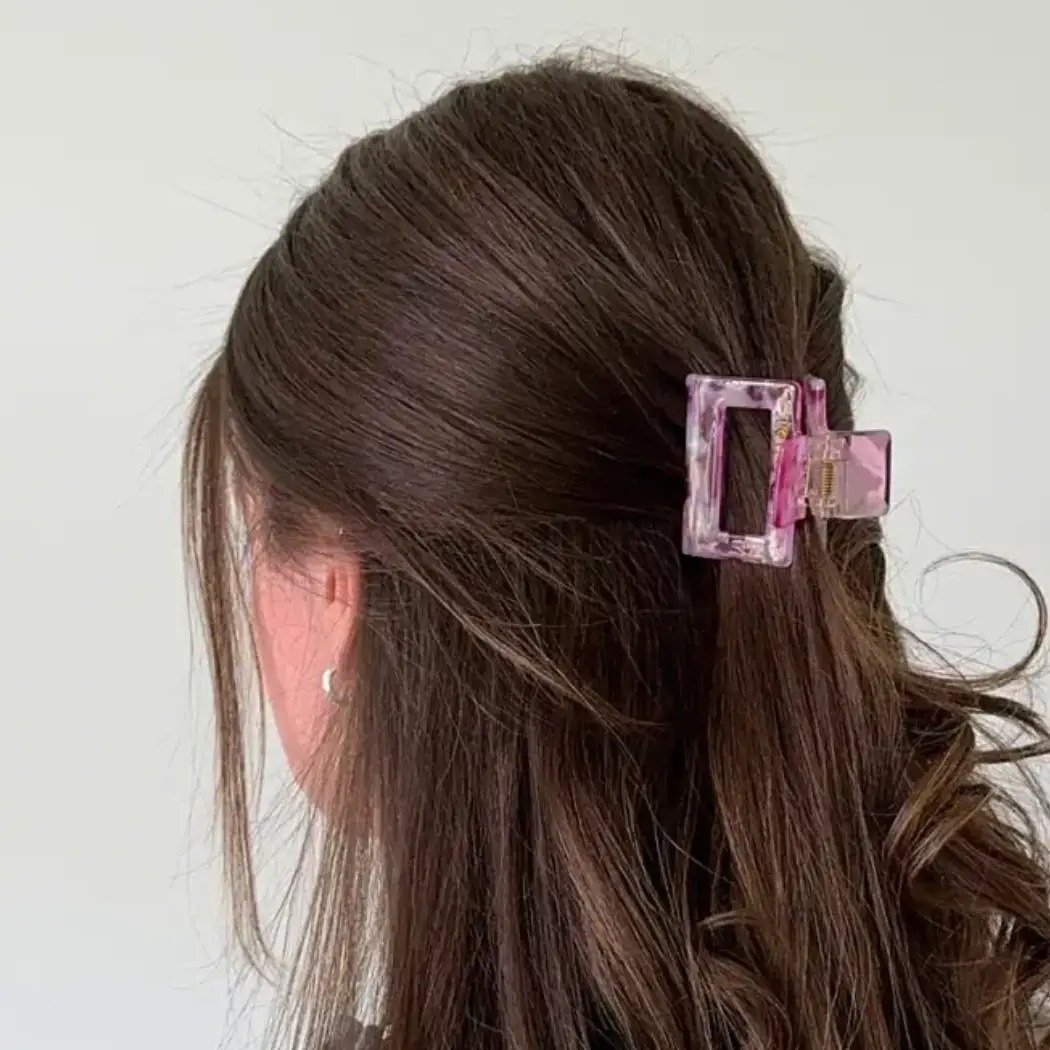 Love Attack – wholesale Hair clip – Women’s – Raya Shimmer Cellulose Acetate Hair Claw Clips9