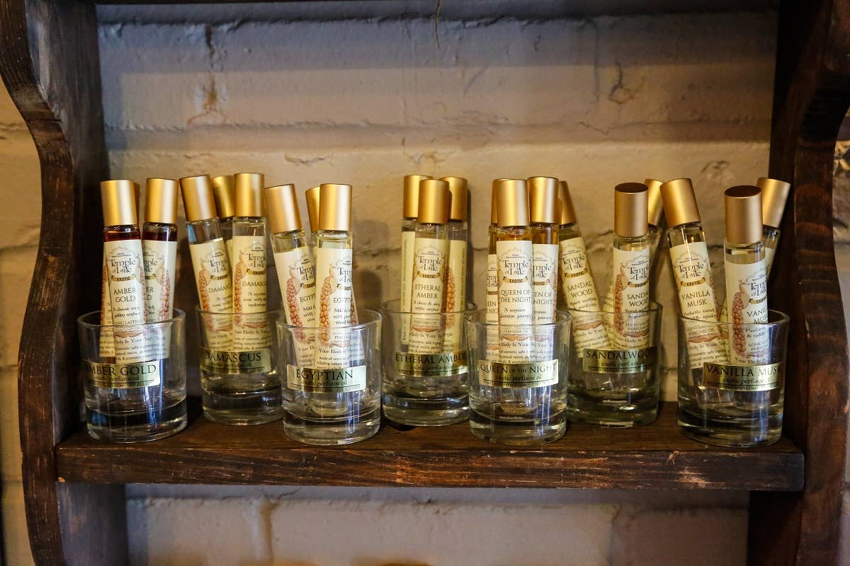 Temple of Life Oils & Perfumes - Wholesale Roll-On Fragrance - Exotic Perfume Oil | Queen of the Night | Jasmine Oil3